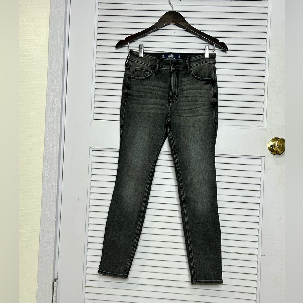 Hollister California High Rise Super Skinny Black Jeans Size 3-S  NWT